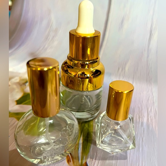 Fancy Glass Essential Oil/Perfume Bottle Set of 3 - Picture 2 of 4